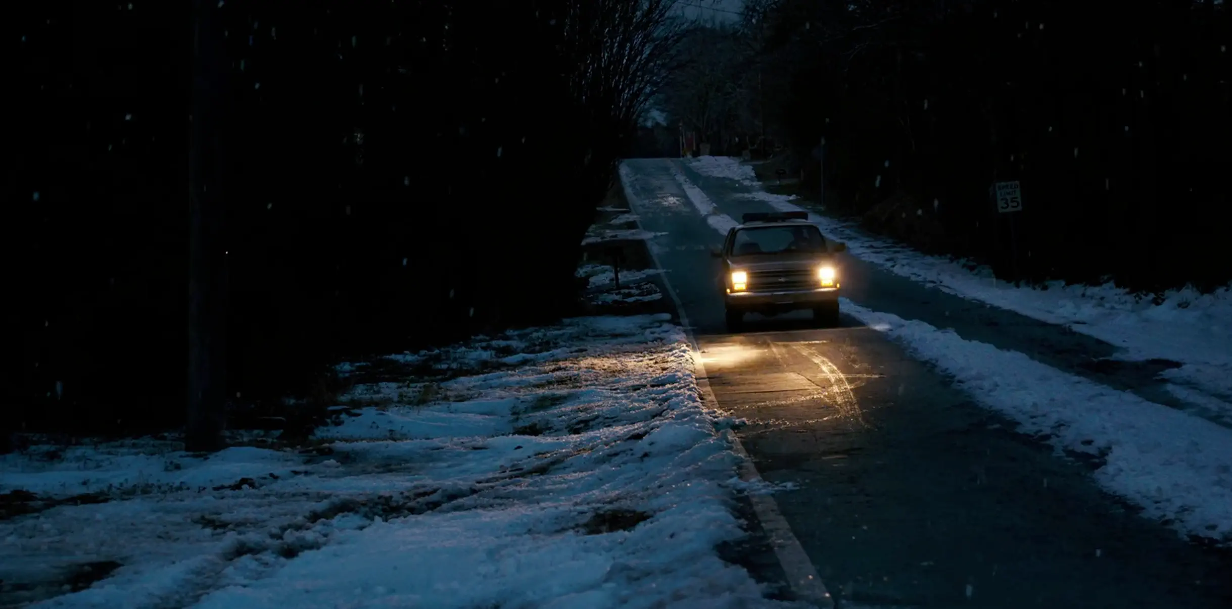 1 сезон 8 серия - Очень странные дела смотреть онлайн бесплатно в хорошем качестве на русском языке